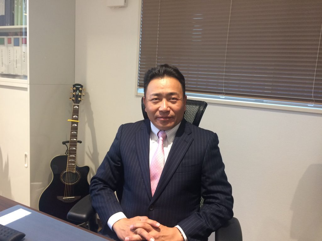 代表取締役　高橋一朗